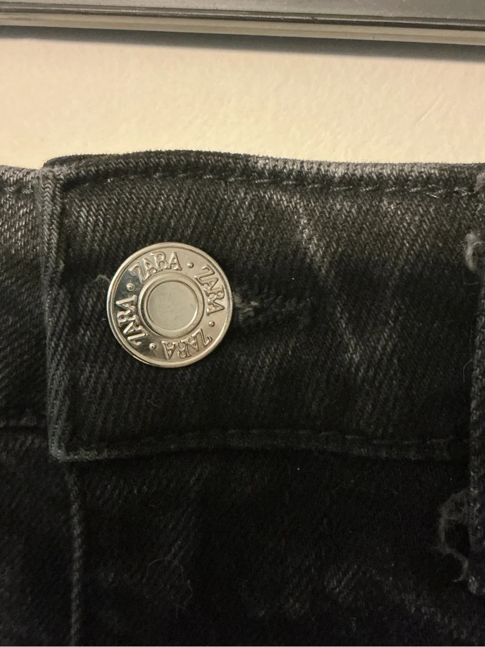 Zara Black Distressed Frayed-Hem Jean Shorts